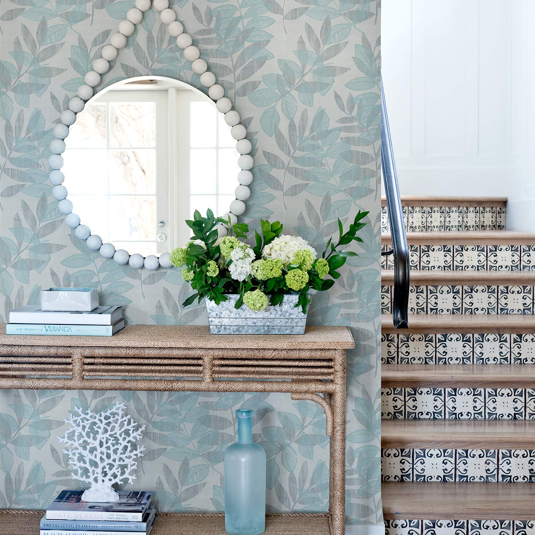 Amazon | a-street Prints 2793 – 87323 Chimera Flockedリーフ壁紙